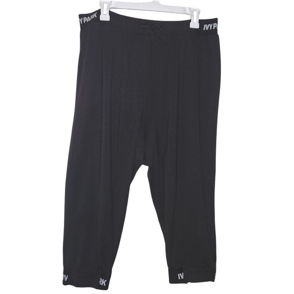 Ivy Park X Beyonce Size XL BLACK Biker Capris W/ IVY Park Logo Gym Brat Athleise - Picture 2 of 7